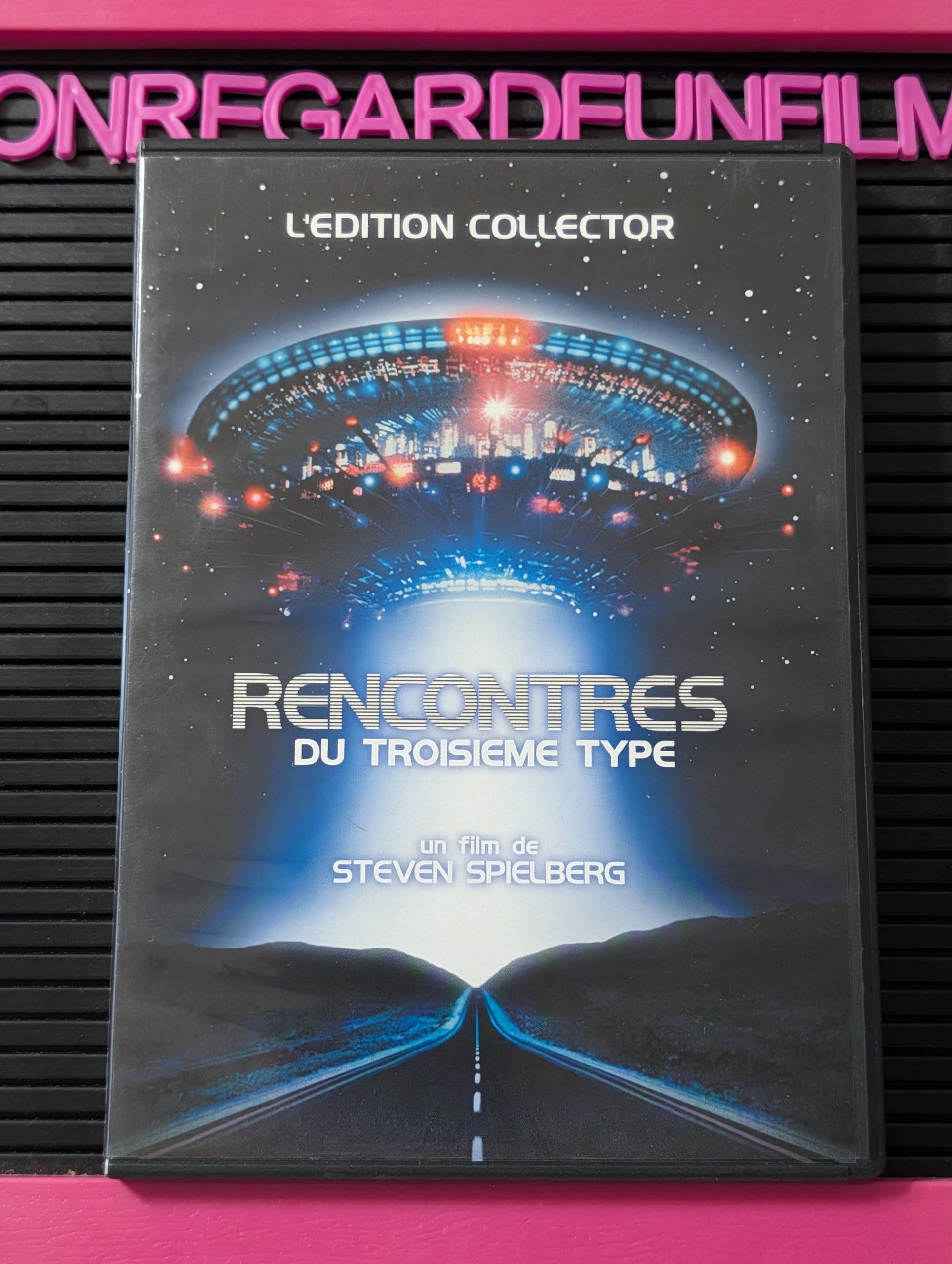 Rencontres du Troisième Type / Close Encounters of the Third Kind (1977) {Zone 2}
