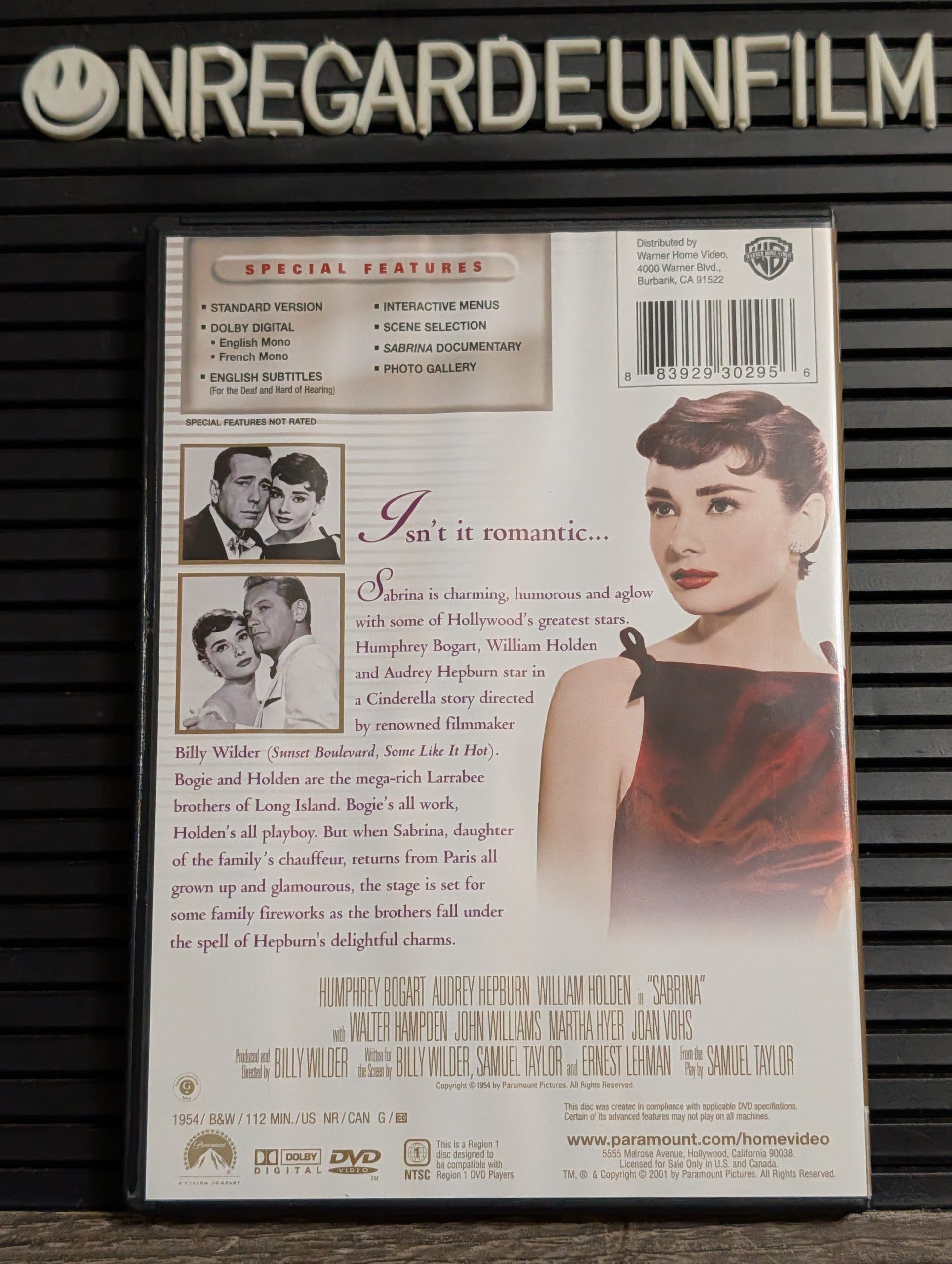 AUDREY HEPBURN DVD COLLECTION
Sabrina & Vacances Romaines & Diamants sur Canapé / Sabrina (1954) & Roman Holiday (1953) & Breakfast at Tiffany's (1961) – Image 7
