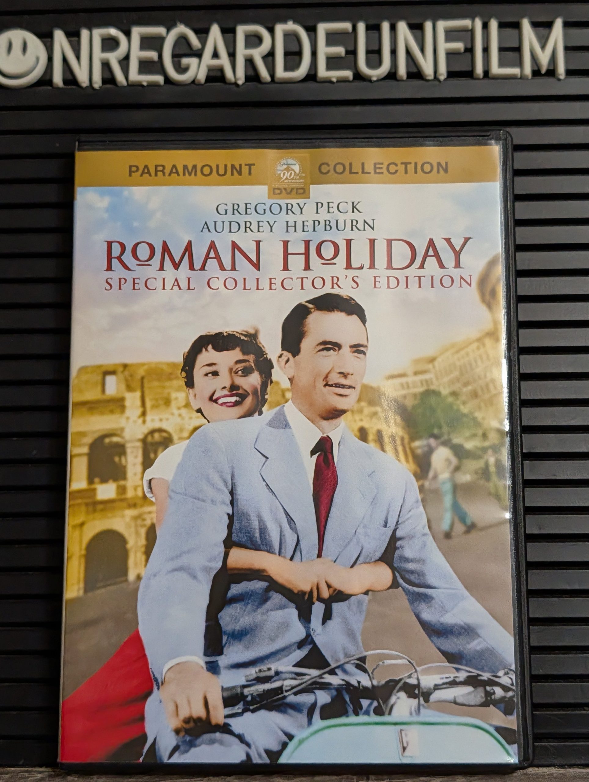 AUDREY HEPBURN DVD COLLECTION
Sabrina & Vacances Romaines & Diamants sur Canapé / Sabrina (1954) & Roman Holiday (1953) & Breakfast at Tiffany's (1961) – Image 8