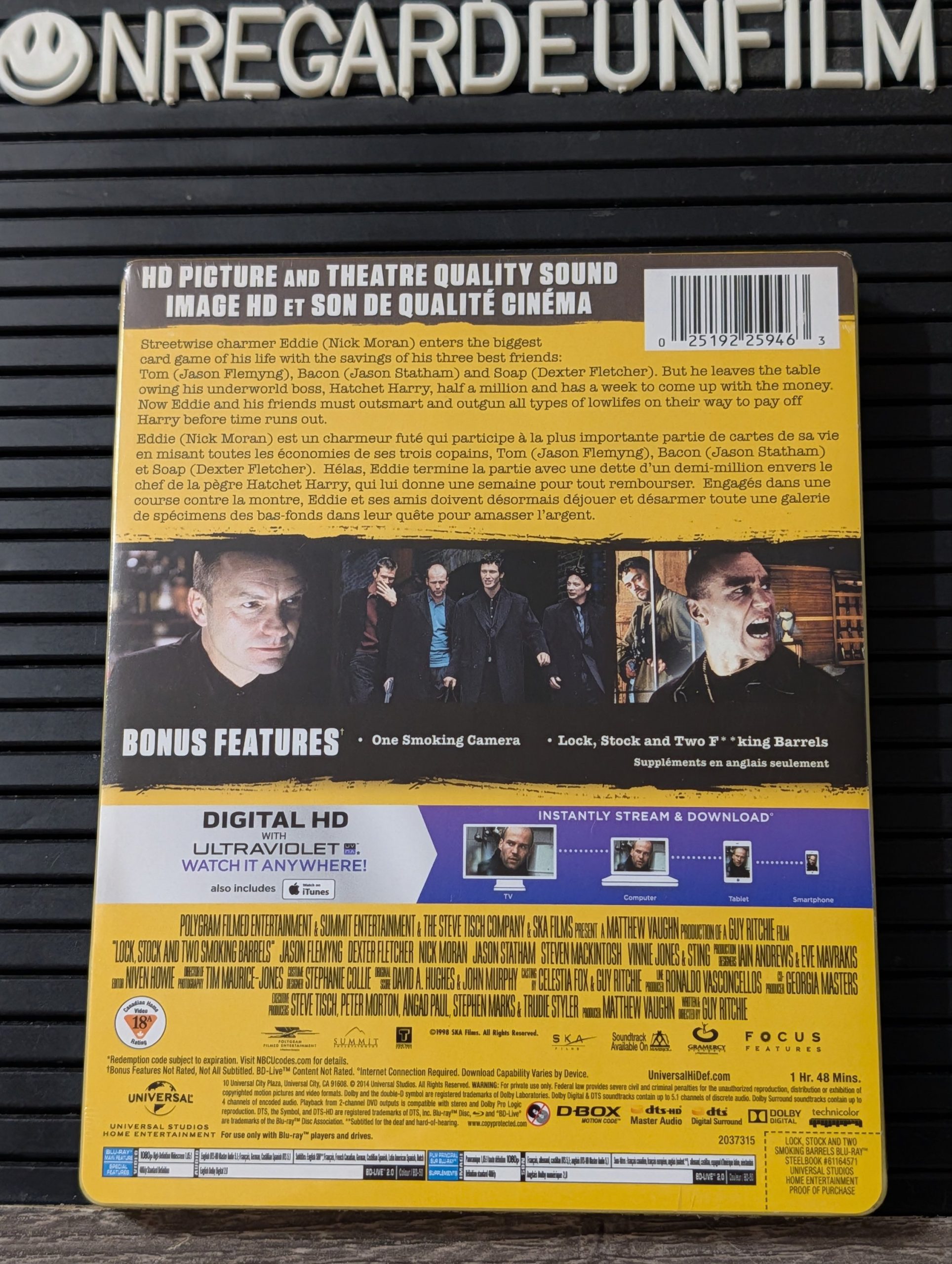 Arnaques, Combines et Botanique / Lock, Stock and Two Smoking Barrels (1998) – Image 2