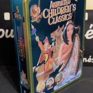 Classiques Animés pour Enfants / Animated Children's Classics (2007)
Pocahontas & Mulan & Cendrillon & La Petite Sirène & Camelot & Anastasia & Les Trois Petits Cochons & Hansel et Gretel & Le Bossu de Notre-Dame & La Belle et la Bête / Pocahontas & Mulan & Cinderella & The Little Mermaid & Camelot & Anastasia & The Three Little Pigs & Hansel & Gretel & The Hunchback of Notre Dame & Beauty and the Beast